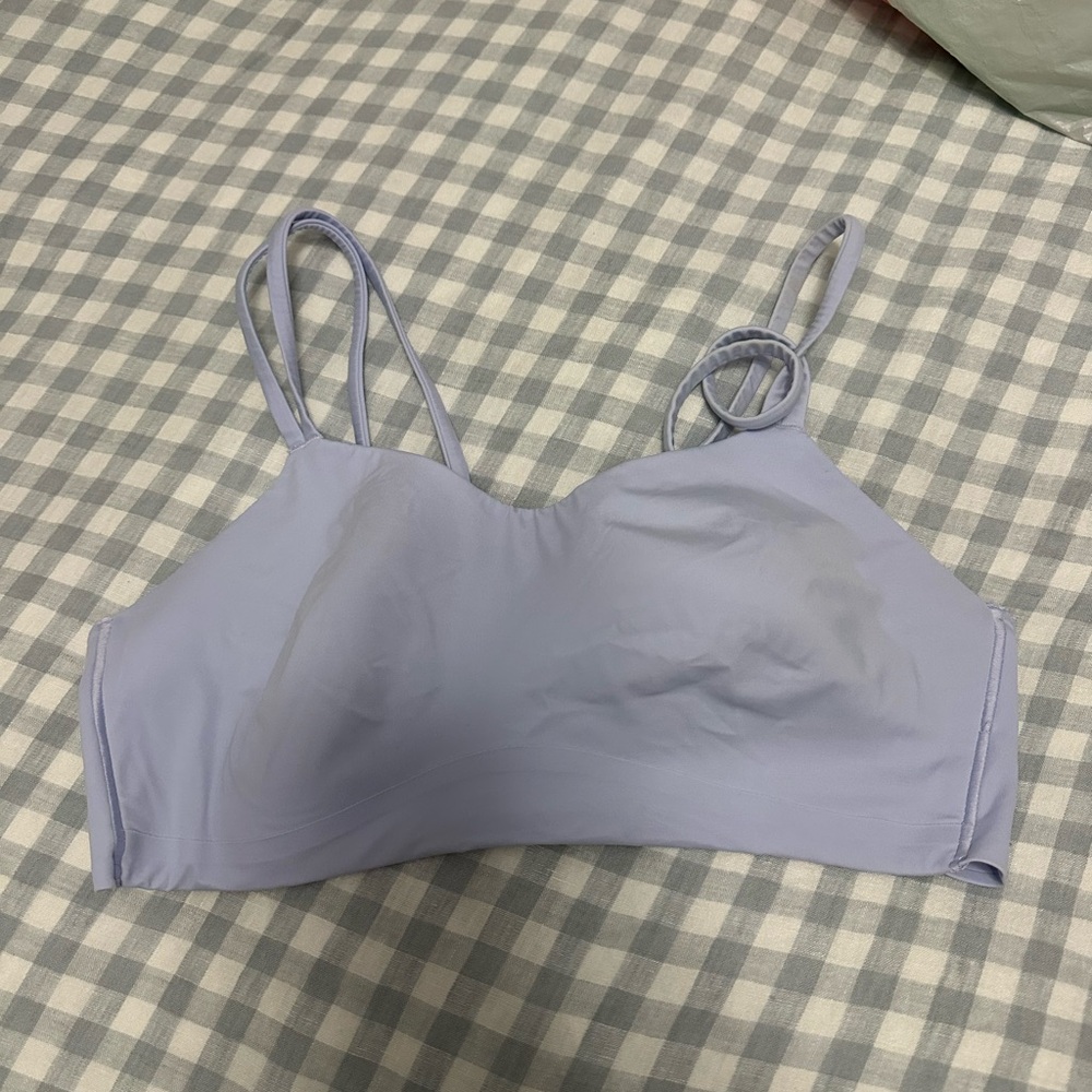 Lululemon periwinkle like a cloud bra